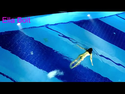 ❤️ No puc parar de mirar-la, jove rossa presa nedant nua a la piscina del complex ELLA BOLT ☑ Porno dur a nosaltres ca.filmexxx18.ru ❌