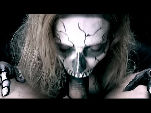 ❤️ Noia dimoni xuclant polla amb la seva boca negra i empassant semen. ☑ Porno dur a nosaltres ca.filmexxx18.ru ❌